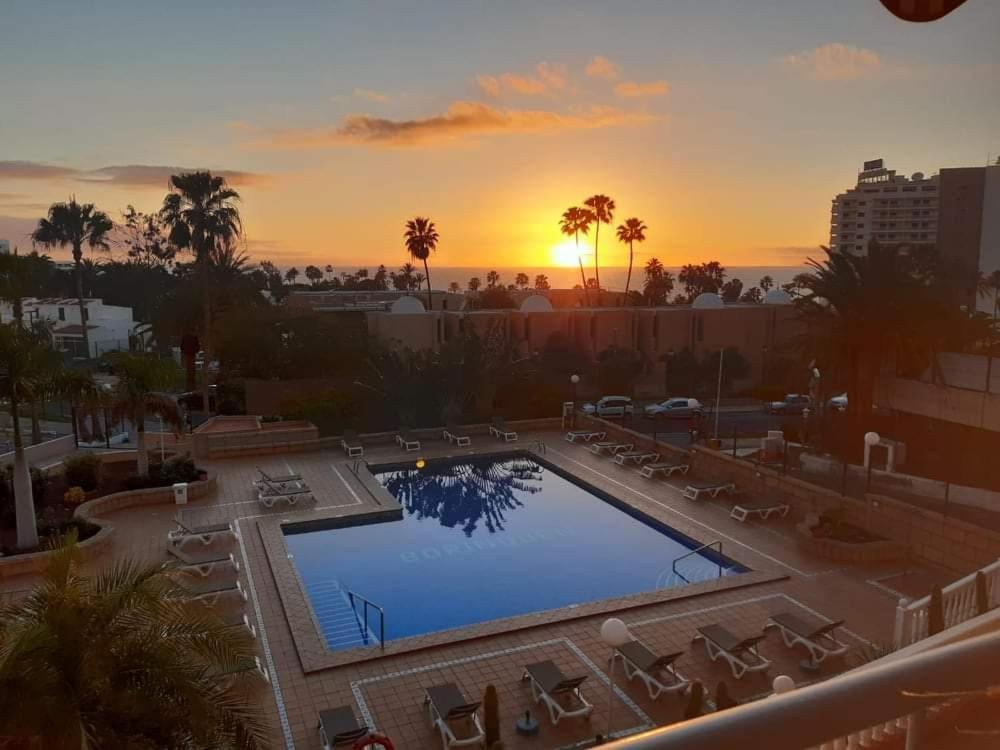 Borinquen Sky Apartments بلايا ذي لاس أميريكاس المظهر الخارجي الصورة
